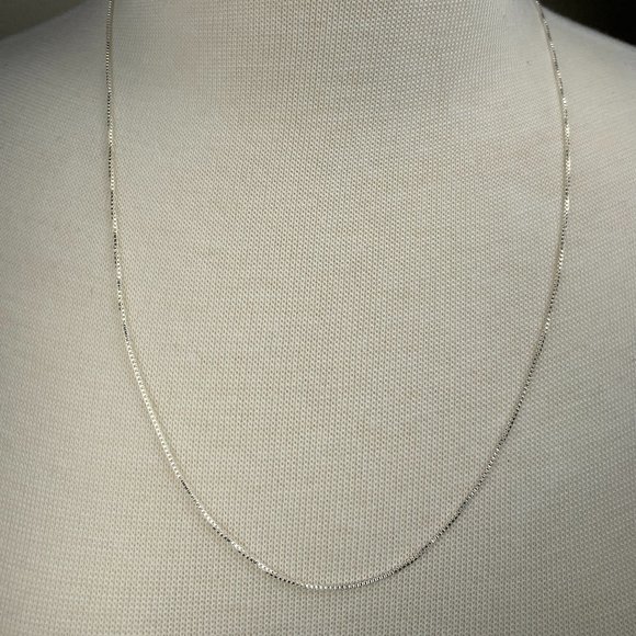 NEW 24" Real Silver 1mm 019 Box Chain - Picture 2 of 6